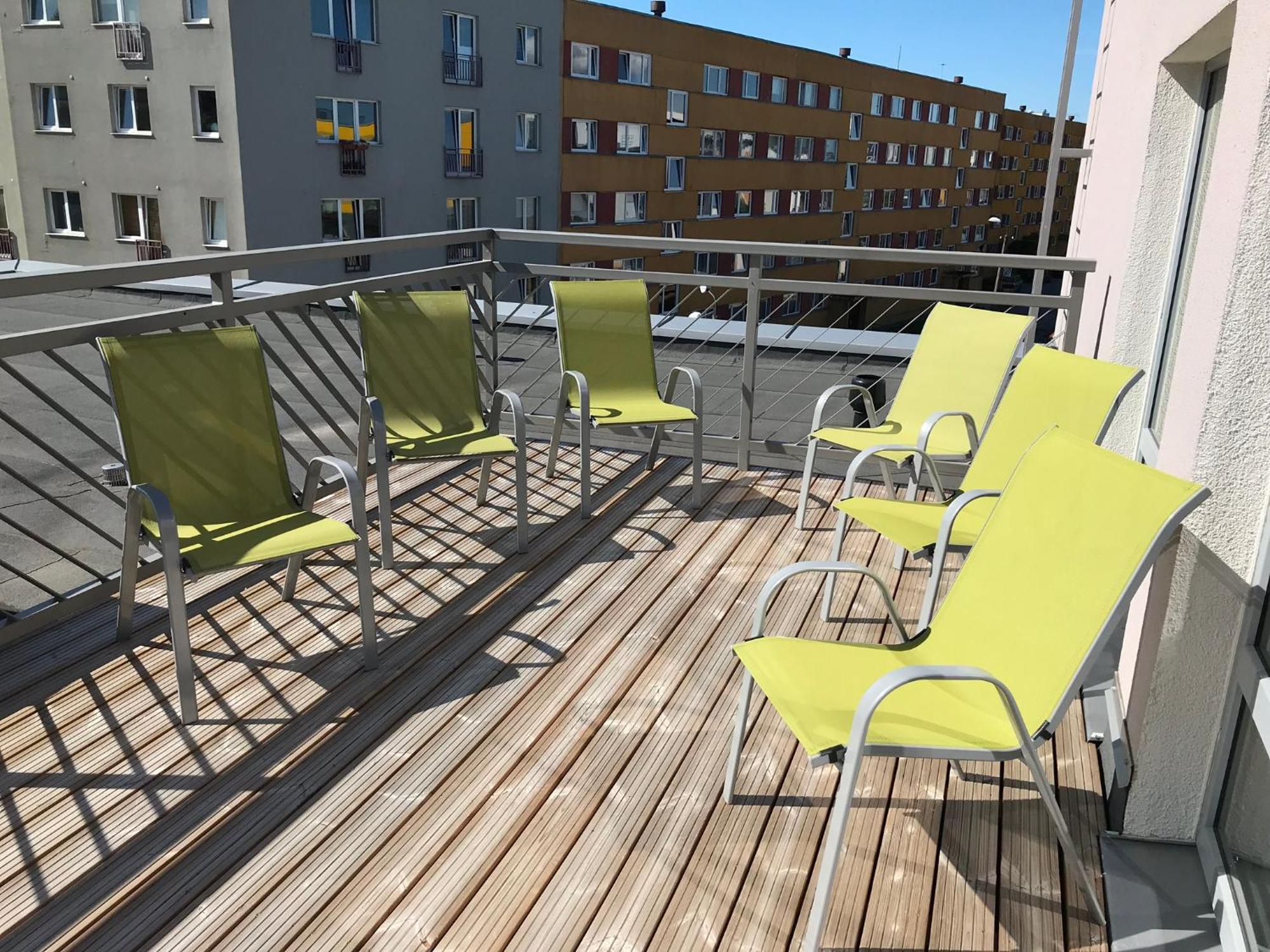 Raatuse 85 Deluxe Apartments Тарту Екстер'єр фото
